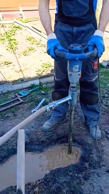 АБИССИНКА ГЛИНОМЕС!Гидробурение 💪желонка отдыхает 🥴#свояскважина52 #абиссинскаяскважина #shorts смотреть онлайн