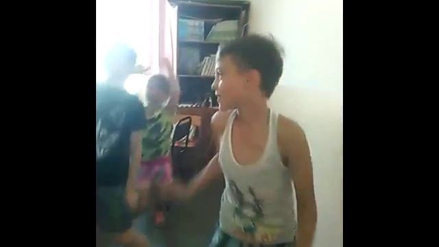 Учитель вышел на минуту... смотреть онлайн