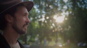 Послушай, послушай, там ветер такой... (Катя Капович)