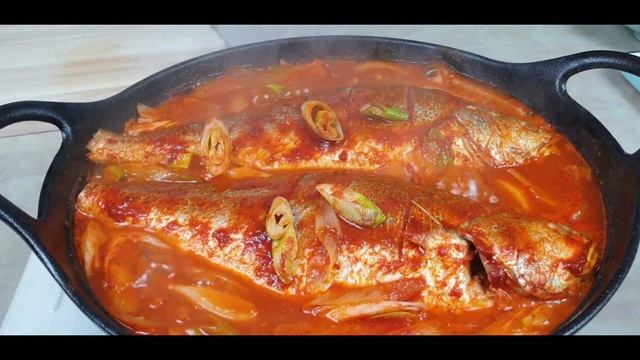 #조기조림#조기찌게#鲜美黄花鱼料理#fishstew#cook#mukbang年夜饭 鲜美黄花鱼做法 除了油煎以外还有另外的吃法 那就是我分享的做法 不仅做起来简单 而且还特别好吃哦。 смотреть онлайн