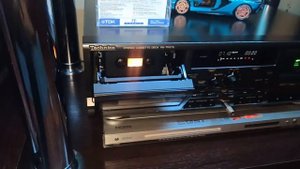 Technics аппаратура! Обновил подсветку в карманах у своей Technics rs-tr 575. 🙂