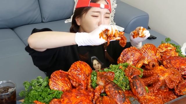 [Mukbang ASMR] 해물 총집합🔥 매운 문어 오징어 팽이버섯 해물찜 Octopus BlueCrab Squid Enokimushroom SeafoodBoil Ssoyoung