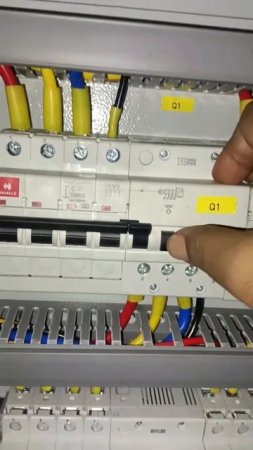 RCBO testing operation #havells #abb #schneider #earthfault #rcbo #mcb #rccb #lnt #trend#rcd #short