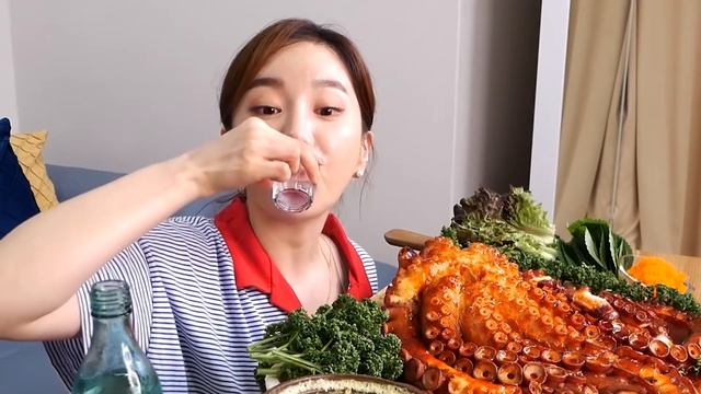 Eating Show / Giant Octopus 10kg #Mukbang смотреть онлайн