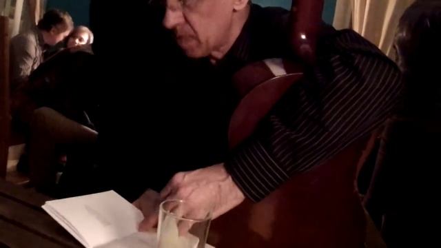 Николай Молодожён читает стихотворение Паши Канторова