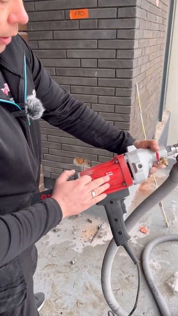 Установка подрозетников в фасадную стену с помощью алмазной дрели Ken 6110b и коронки 72мм #электри