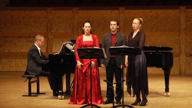 Elnara and Gulnara Shafigullina, Gevorg Hakobjan, David Bollen, Shostakovich,"Jewish Folk Poetry"/8 смотреть онлайн