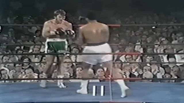WOW!! WHAT A KNOCKOUT - Muhammad Ali vs Jerry Quarry II, Full HD Highlights смотреть онлайн
