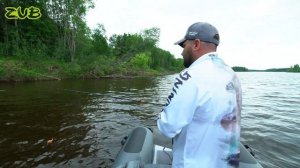 Ловля СУДАКА джигом. Рыбалка с лодки на малой реке #zub #fishing #спиннинг #джиг #судак #рыбалка