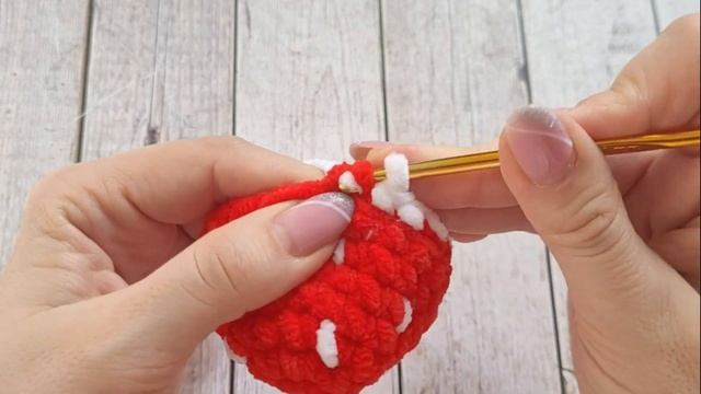 Гриб антистресс крючком из плюшевой пряжи /crochet Mushroom/ Gehäkelter Pilz