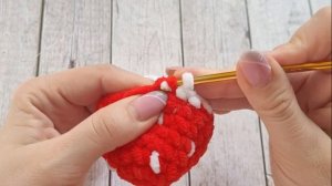 Гриб антистресс крючком из плюшевой пряжи /crochet mushroom/ gehäkelter Pilz