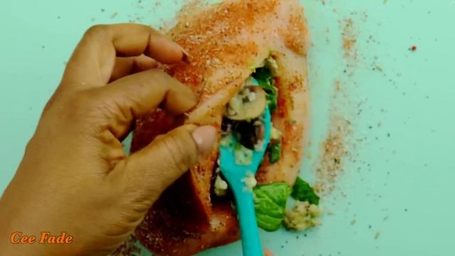 Creamy Mushroom & Spinach Stuffed Chicken | Airfried смотреть онлайн