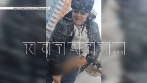 Разборки стиле 90-ых — люди в норковых шапках машину с водителем внутри обклеили пакетами для трупов