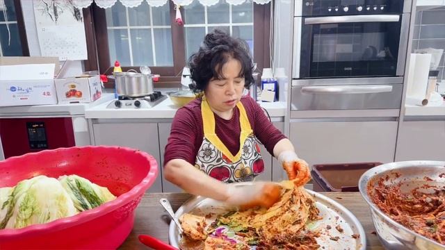 韩国大白菜33块一颗，韩国婆婆一口气买了15个：不算贵！ смотреть онлайн