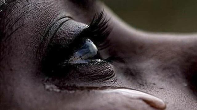 Есть узлы, которых не развяжешь - стихотворение смотреть онлайн