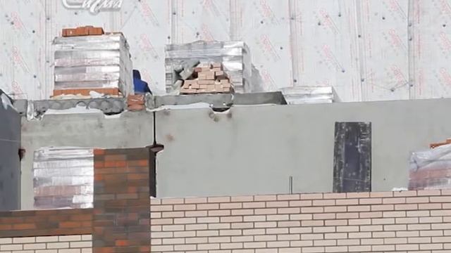 В три строки 13 апреля 2018 смотреть онлайн