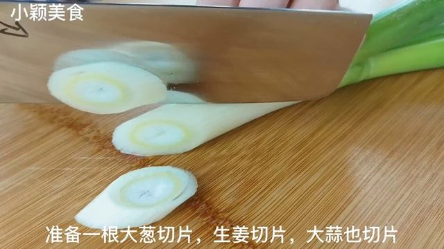 小穎美食自從學會土豆這樣做孩子隔三差五要著吃上桌連湯汁都不剩香