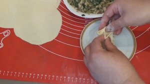 ГРУЗИНСКАЯ КУХНЯ | ХИНКАЛИ С ГРИБНОЙ И СЫРНОЙ НАЧИНКОЙ ЖАРЕНЫЕ#хинкали#хинкалисгрибами#хинкалиссыро