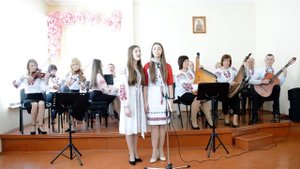 Слова Лесі Українки, музика А. Вольського "Стояла я і слухала весну"
