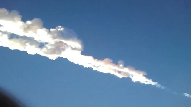 Meteorite rain in Russia / Метеорит упал в России, Челябинск 15.02.2013 смотреть онлайн