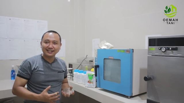 TRICHODERMA VS EM4 смотреть онлайн