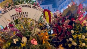 Valencia. Plaça de la Mare de Déu / Plaza de la Virgen/.  Площадь Богородицы.  March 19, 2023.