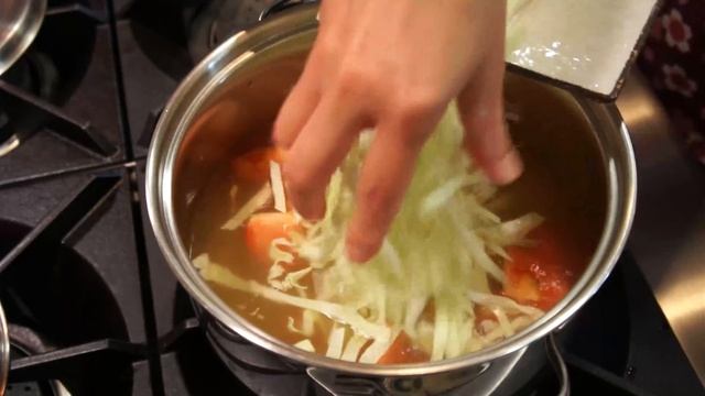How to Make Tomato and Cabbage Egg Flower Soup - Easy Recipe (番茄蔬菜蛋花湯)