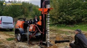 Малогабаритная буровая установка ГБУ 30Л с гидромотором МТ500. Бурене шнеком. Видео от ЗБТ