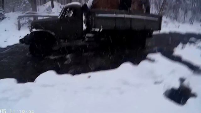 ЗИЛ-157 по реке смотреть онлайн