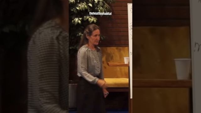 Be careful of your pillows and mold #barbaraoneill #pillow #mold #shorts #viral смотреть онлайн