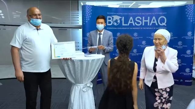 Біз  бақытты отбасымыз атты қалалық бейнероликтер байқауы