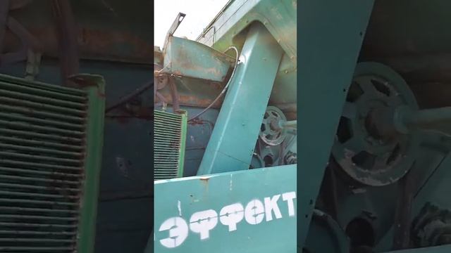 Комбайн Зерноуборочный Ростсельмаш  Нива-эффект экспресс-обзор от Аркадия Фомина