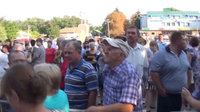 Организаторы слушаний просят охранное предприятие оградить их от жителей смотреть онлайн