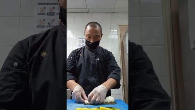 Salmon Truffle Roll смотреть онлайн