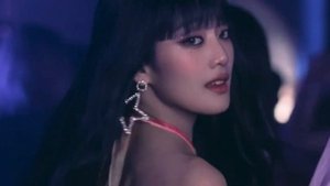 перевод песни QUEENCARD-(G)I-DLE