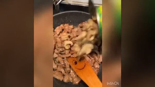 Вкусное мясо с грибами и сливками смотреть онлайн