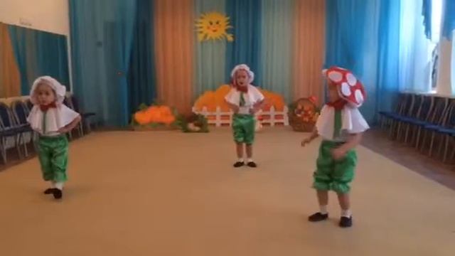 Мухоморы смотреть онлайн