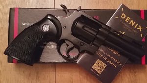 Револьвер Питон 357 Магнум 4-х дюймовый макет ММГ, Magnum Python revolver 4", Denix 1051