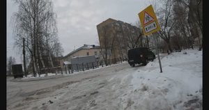 Электровелосипед в гололед на шипованной резине