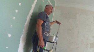 ПОТОЛКИ НАТЯЖНЫЕ В ПОМОЩЬ .