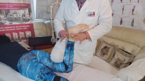 Как произвести Мануальную правку стопы при варусном и вальгусном косолапии. Обучение мануалке.