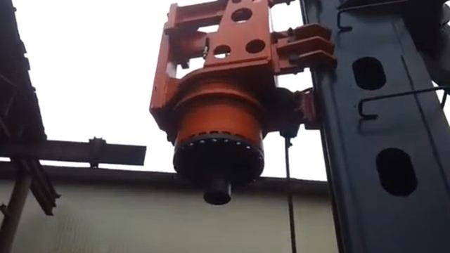 Полноповоротная установка КБУРГ на Komatsu PC300 смотреть онлайн