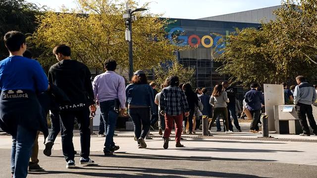 Google выделит сотрудникам на удалёнке по 1000  долларов на создание комфортного офиса дома