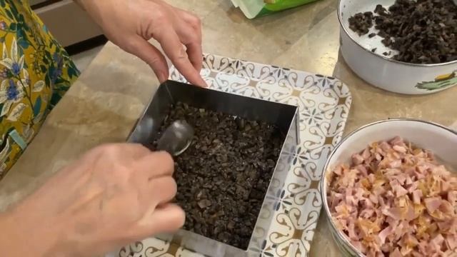 Праздничный слоеный САЛАТ. Мечта ГОСТЕЙ !!!