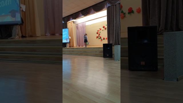 Я уже большая в школу я иду...