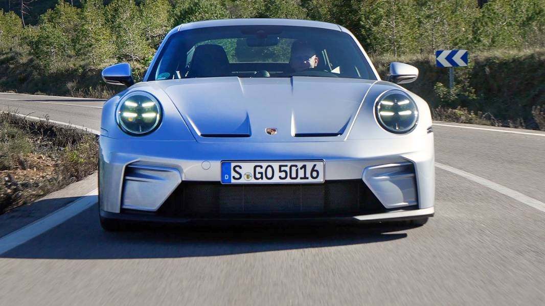 НОВЫЙ Porsche 911 GT3 (2025) — без слов, только звук