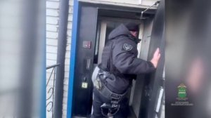 Мигранта с нацистскими татуировками привезли в полицию в Свободном