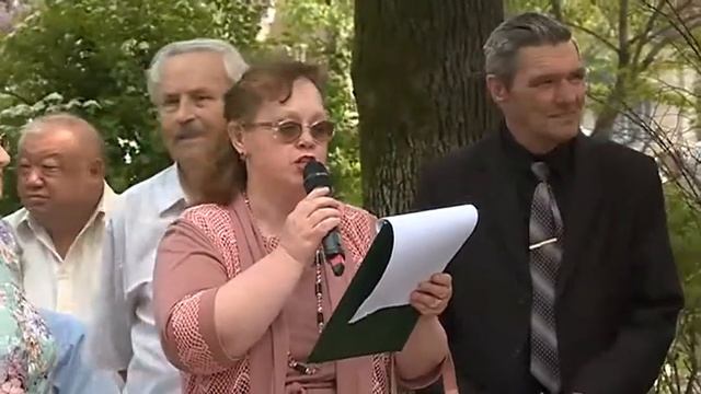 Литературные чтения у памятника смотреть онлайн