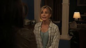 Отчаянные домохозяйки S08E06: Костюм котёнка с плёткой