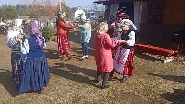 Танец "Пятка-насок". "Беларускія народныя танцы ў Магілёве": Масленка ў Дабрасневічах. 16.03.2024 смотреть онлайн